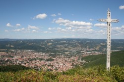 Croix de BOUTONNET (Aussillon à gauche, Mazamet à droite, Saint Baudille au loin)
