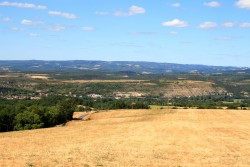 Causse de Caucalières vu de la Montagne Noire