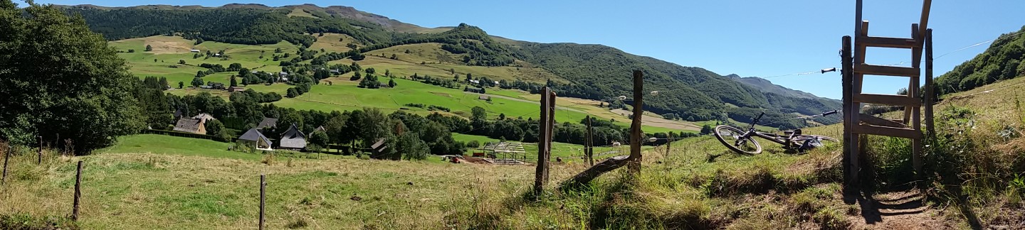 Le Claux - Puy de Niermont - Col de Serre - Pas de Peyrol - Puy de la Tourte (version 2017)