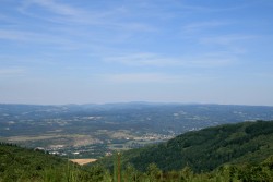 En bas causse de Caucalières et en haut Monts de Lacaune  (Puech de Montgrand à 1 267 mètres point haut du Tarn)
