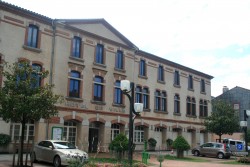 Mairie de Saint Amans Soult 1700Habitants