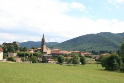 Eglises à gauche Valtoret à droite Soult