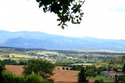 Vue de Valdurenque et la Montagne Noire