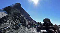 Une petite sieste au soleil laissant le temps à la pente terminale de dégeler
