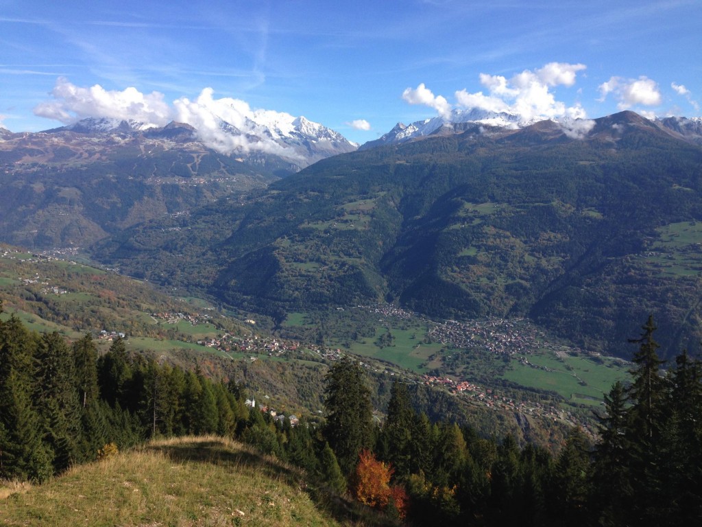La Roche à Thomas depuis la vallée