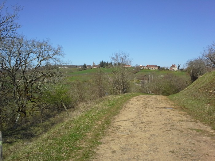 De Chauffour-sur-Veil à Queyssac via Curemonte