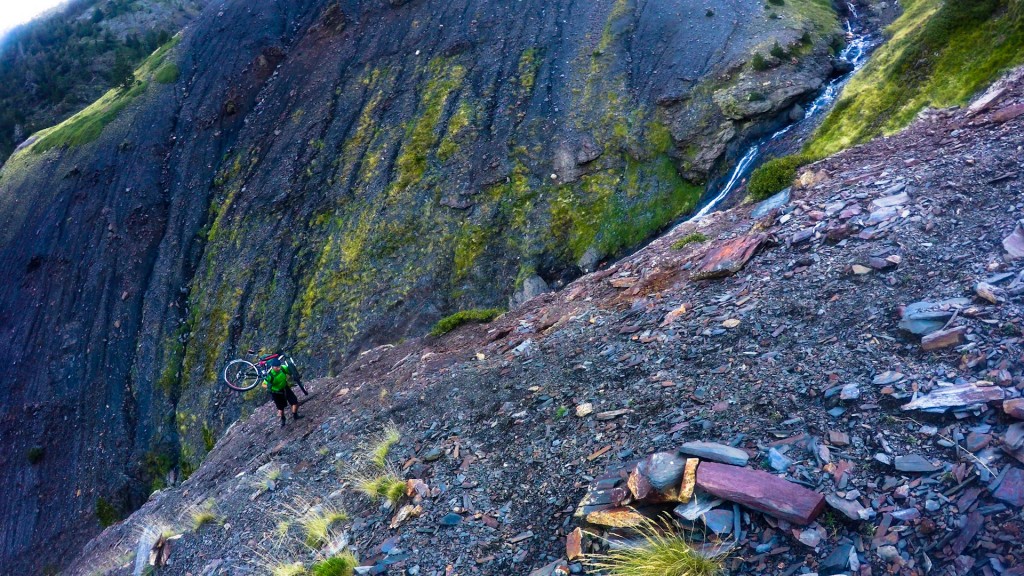 Arête d'Ourdissetou - Free-ride extrême en haute montagne