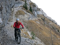  3 la grande traversée sous l'aiguille en face nord
