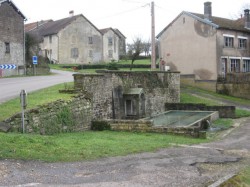 03.Neurey-en-Vaux.Fontaine
