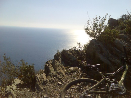 Sentier équestre et grandes crêtes de Roumagnan