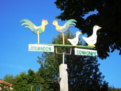 Lieu-dit Périasse, insolite