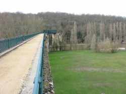 Viaduc de Saint-Benoît