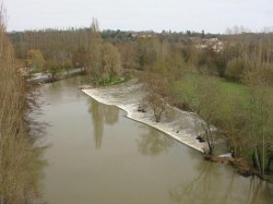 Le Clain depuis le viaduc de Saint-Benoît
