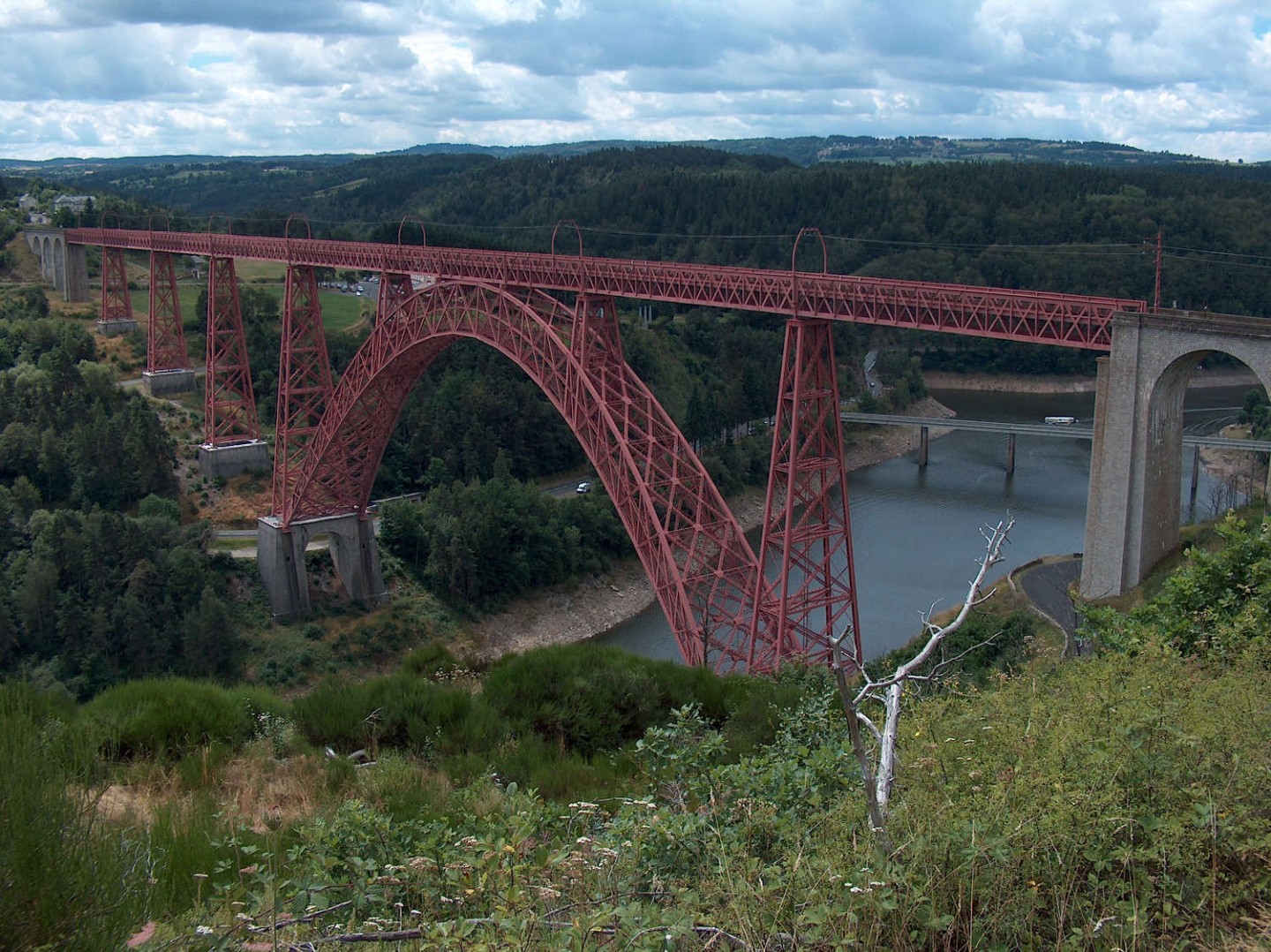 Le viaduc de Garabit depuis Trailus