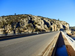 Pont de Mirabeau, point de départ du circuit.