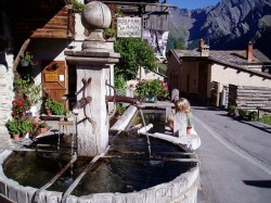 Fontaine à St Véran