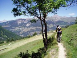 Au-dessus de Molines-en-Queyras sur le tracé du canal de "Pierre Dimanche"