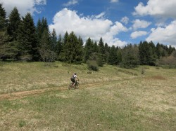 début de la descente du col