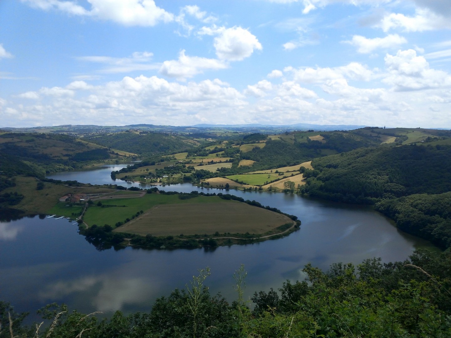 Les gorges de la Loire au départ de Saint-Germain-Laval