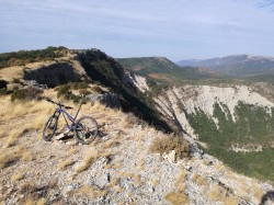 panorama à couper le souffle sur le Mourre d'agnis