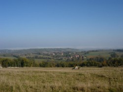 Km6 au fond la brume sur la vallée du Célé, devant le Mas Daynac