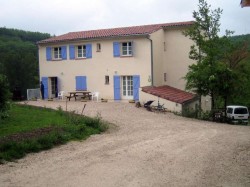 Accueil extra de Jacques et Simone. Un hébergement à ne pas manquer.

Fait partie des gites adhérents à la charte des  [url=http://www.chemindecompostelle.com/EspaceHebergeants/HaltesVersCompostelle.html]haltes vers Compostelle[/url]