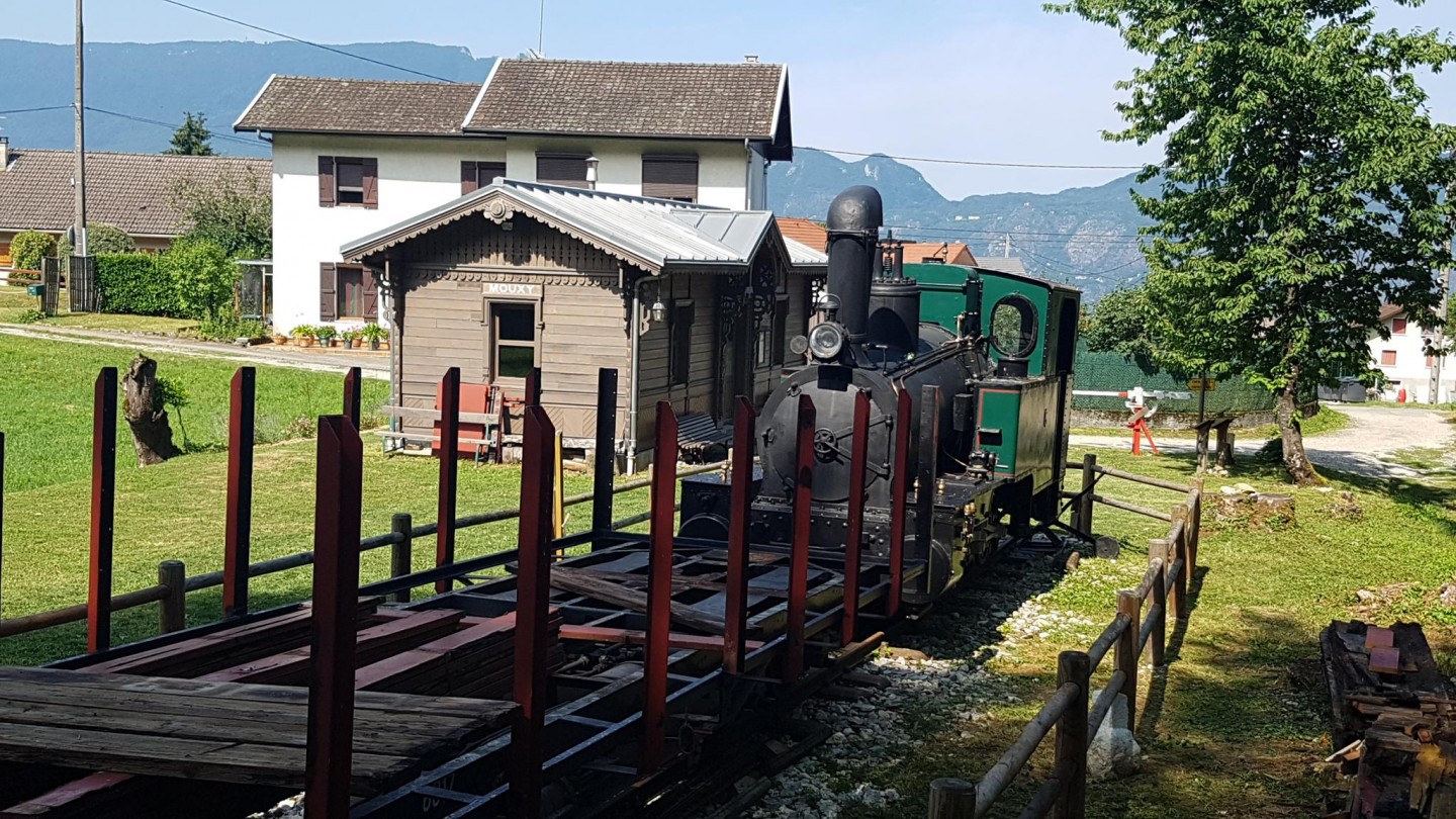 Le Revard - Aix-les-Bains : descente sur les traces de la crémaillère