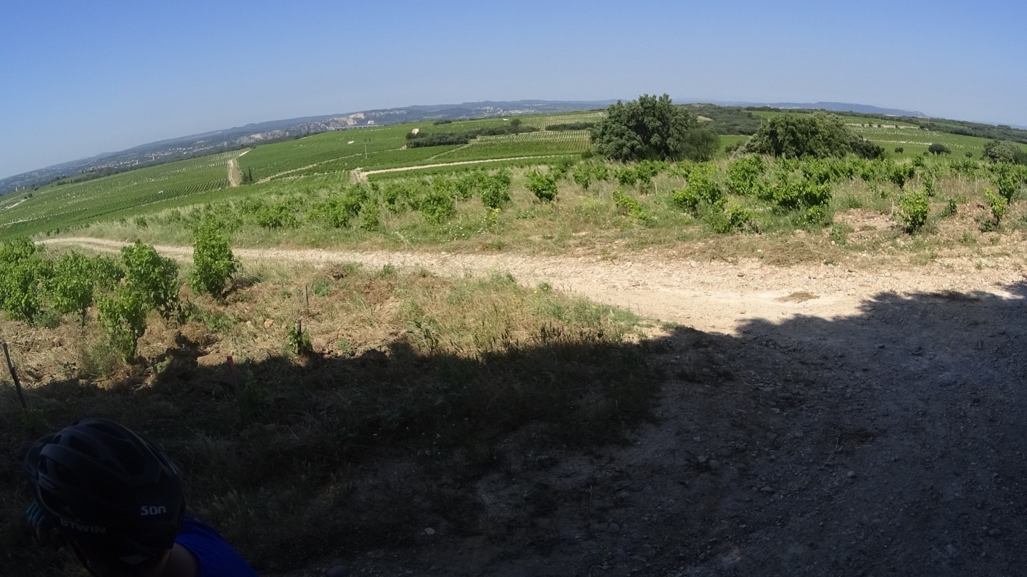 Autour des vignes de Châteauneuf-du-Pape