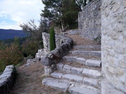 Vieux village de Montmaur-en-Diois