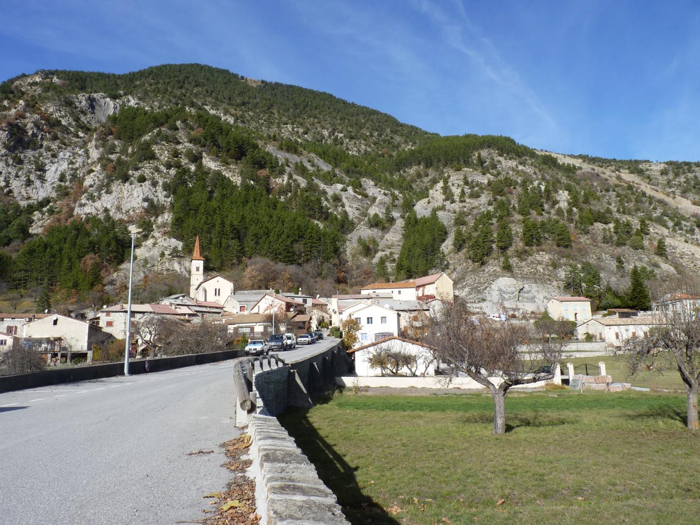 Domaine VTT Provence-Alpes, secteur Digne-les-Bains - Circuit N°20 : Le hameau de Mariaud
