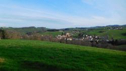 Vue sur le village de Jarnosse