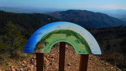 Point sublime, table d'orientation des Pierres Blanches (743 m)