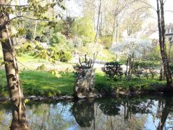 Menhir de la Pierre Fritte. Boussy St Antoine