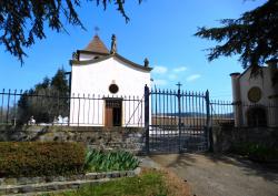 Chapelle du cimetière de Chirassimont