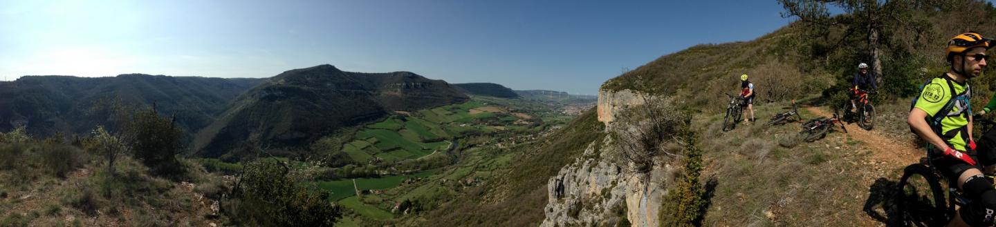 Des DH dans les gorges de la Dourbie