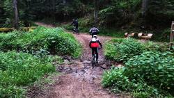 Traversée de l'Églantes à gué