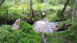 Entre Épalle et Fayot, traversée du Barbenan à gué