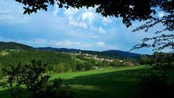 Vue sur Champoly au départ