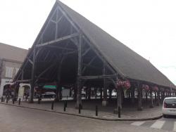 Halle de Milly la Forêt