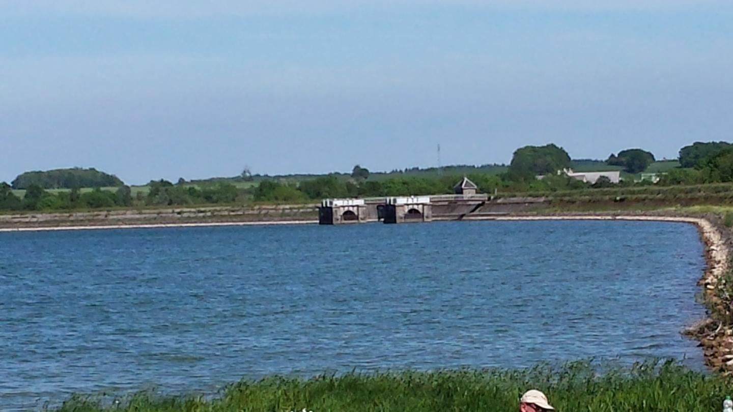 Aux alentours du lac de Villegusien