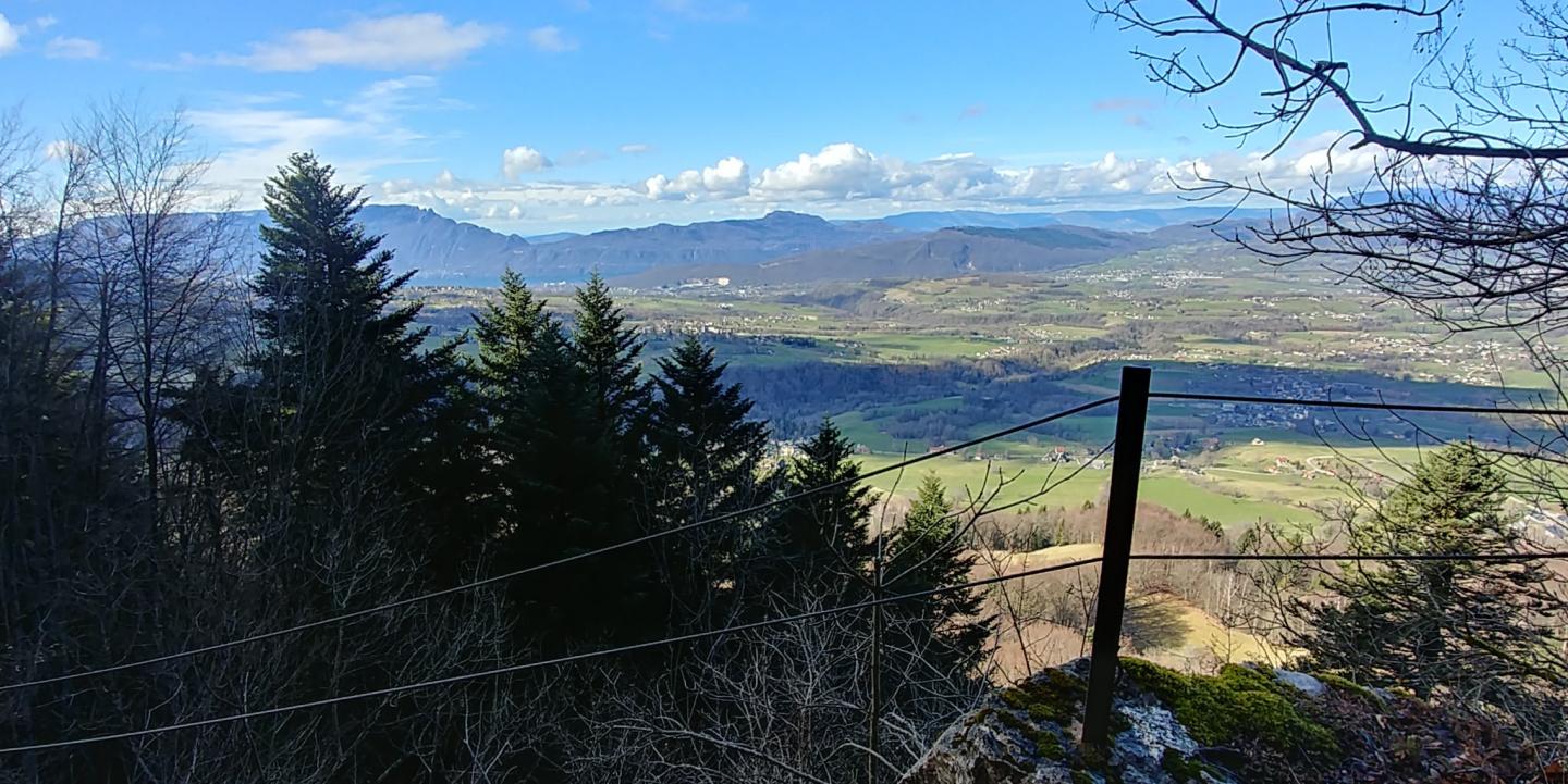 Autour de Saint-Offenge