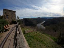 Chambles, vue sur les gorges de la Loire
