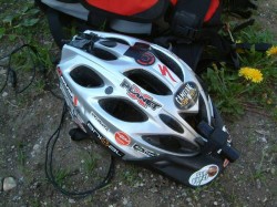 La Microcam fixé sur le casque