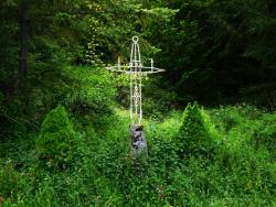 Croix en bas de la montée raide vers Le Blanc