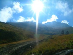 Vue sur le sommet des pistes à près de 3000m d'altitude
