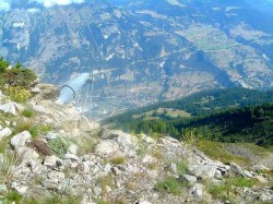 Un Gasex est un appareil qui mélange de l'oxygène et du propane . L'explosion provoque une onde de choc permettant le départ artificiel des avalanches