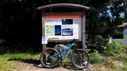 Col de la Rivière Noire, entrée sur le parc éolien de St Nicolas des Biefs