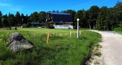 Station de La Loge des Gardes, hôtel, bar, restaurant Le Chalet