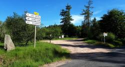 Carrefour de la Grande Borne (1025 m)m
