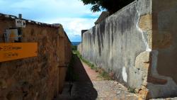 Semur en Brionnais, le chemin de ronde